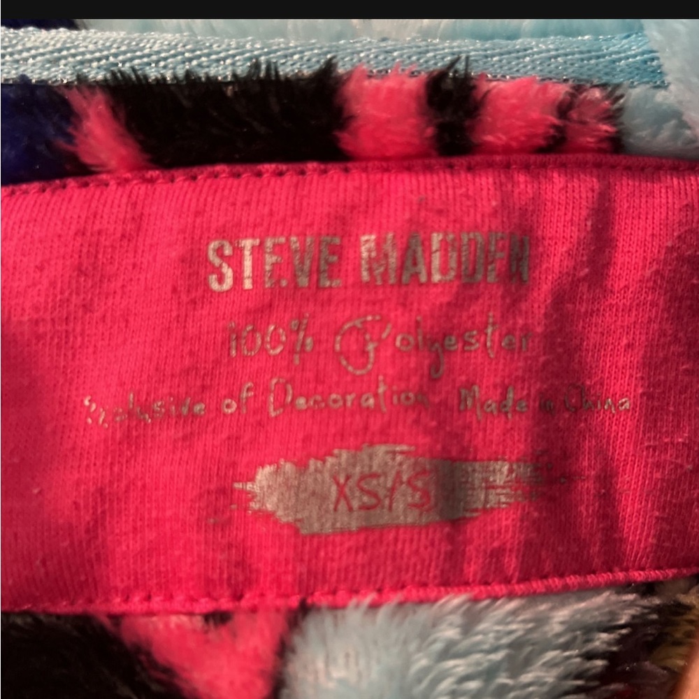 Steve Madden Short Robe - Picture 4 of 4